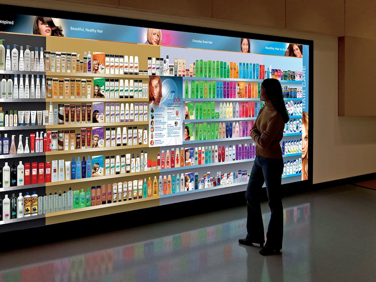 P&G sở hữu hàng loạt thương hiệu khác nhau và đó đều là những thương hiệu dẫn đầu hoặc rất mạnh trong ngành hàng của mình. P&G sở hữu hàng loạt thương hiệu khác nhau và đó đều là những thương hiệu dẫn đầu hoặc rất mạnh trong ngành hàng của mình.